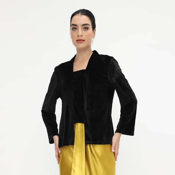 Lyne Halim Blouse Velvet Kebaya Kartini, 8250