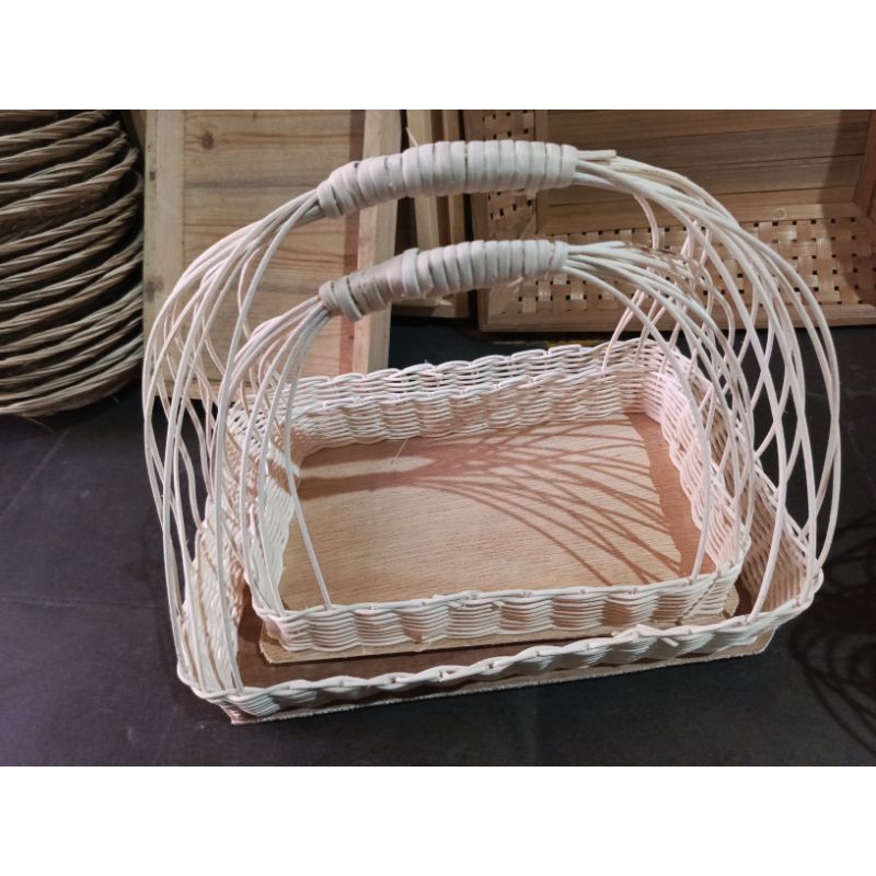 keranjang hantaran atau keranjang buah