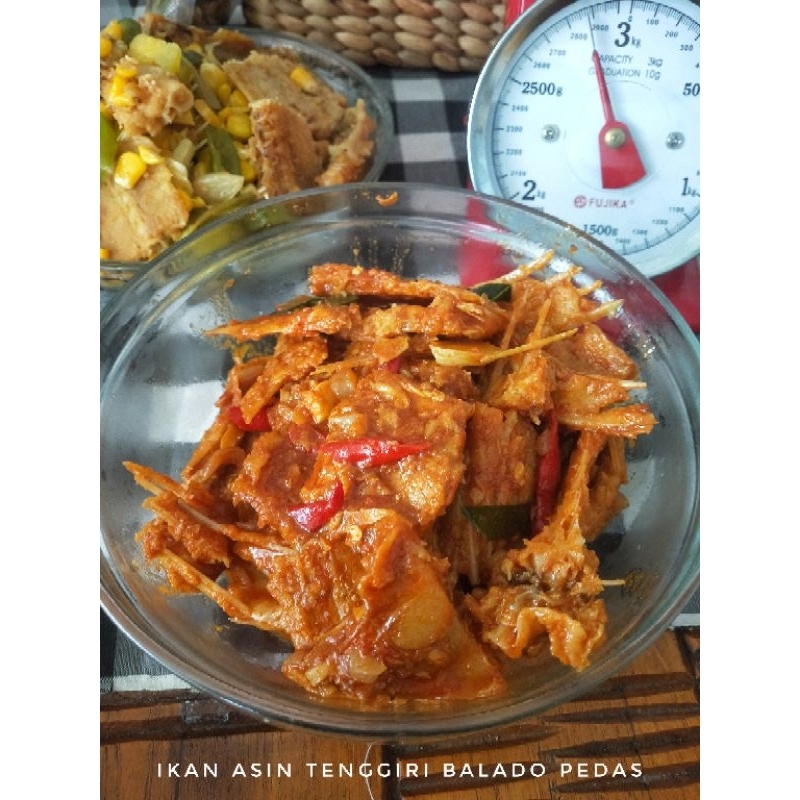 

Ikan Asin Tenggiri bumbu balado merah