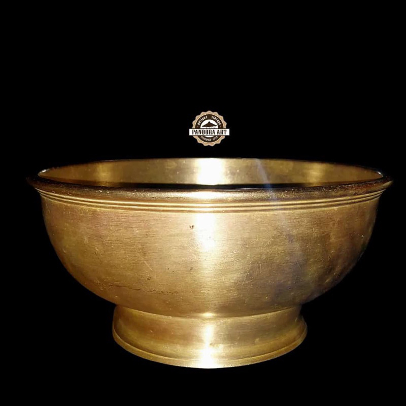 Bokor kuningan KUNO BIBIR TEBAL ( B478 )