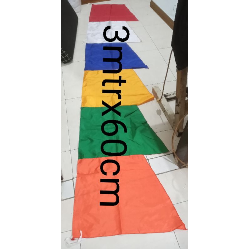 Umbul2 warna warni dan merah putih