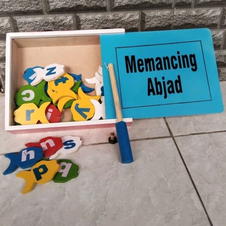 MAINAN EDUKASI ANAK. MAINAN MEMANCING IKAN  HURUF ABJAD KAYU