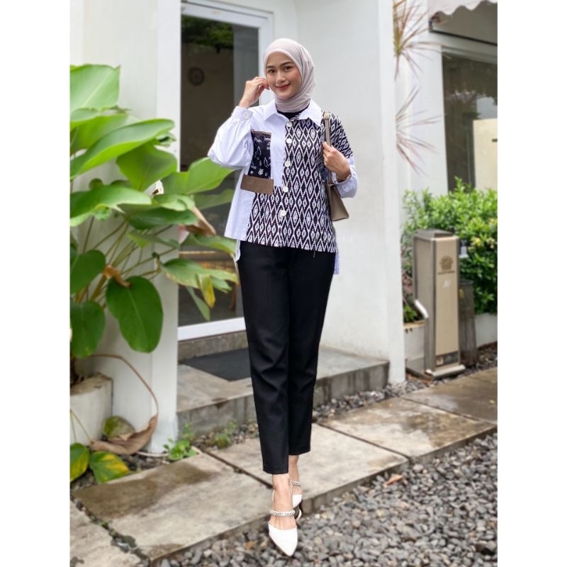 Shena Blus Batik / BLOUSE BATIK KATUN KOMBINASI CANTIK ELEGAN/TUNIK BATIK ABSTRAK/TUNIK PREMIUM