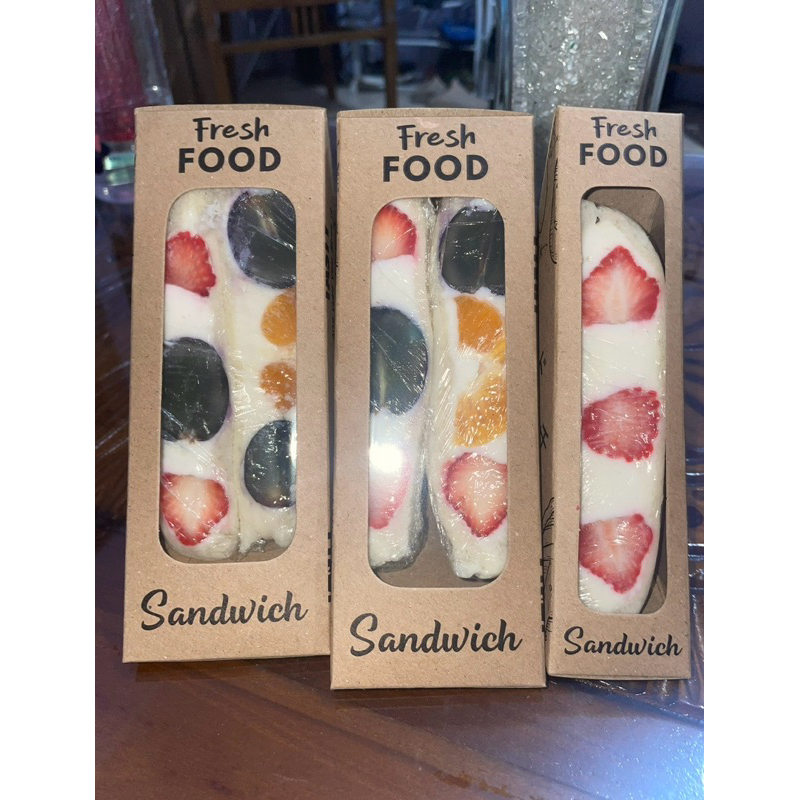 

Fruit Sandwich (Sando)