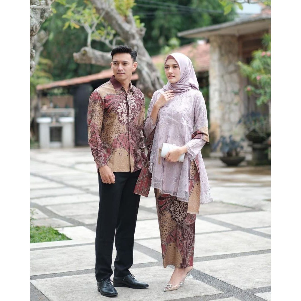 Fairyrozi Setelan Couple Mega Coklat Kebaya Modern Wanita & Kemeja Pria Lengan Panjang