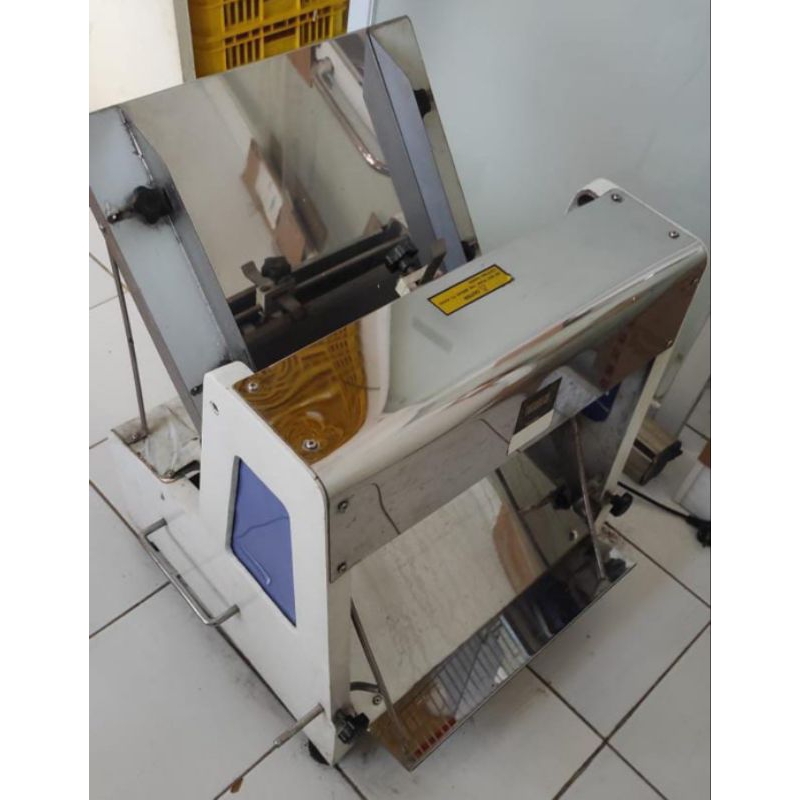 Mesin Potong Roti Tawar GETRA Q23