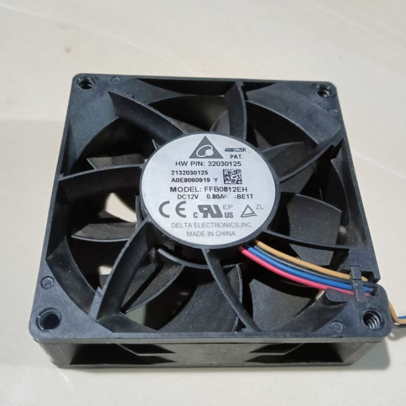 Kipas 8x8cm 12V 0,80A Kipas DC 8x8 12V Kipas High speed 8x8 12V