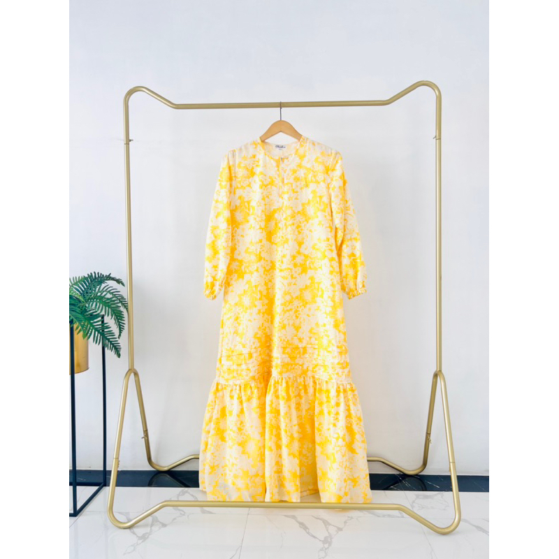 ABELIA MAXY GAMIS PANTAI BUSUI