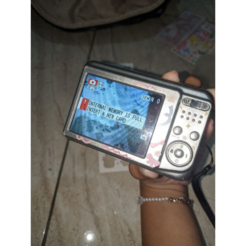 digicam fujifilm finepix a220