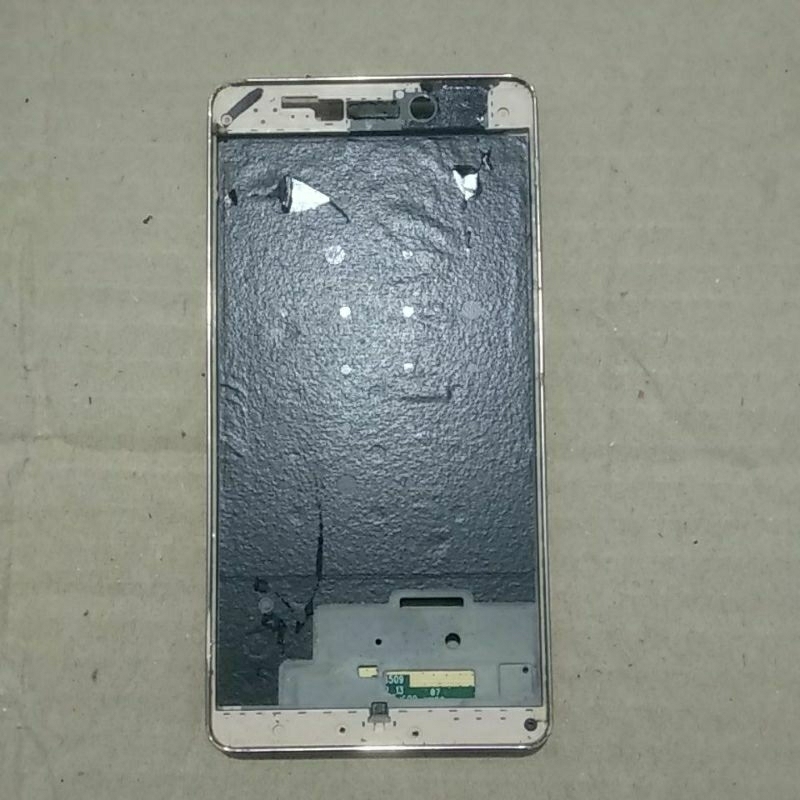 Frame lengkap Bekas Redmi 3, gompel pojok