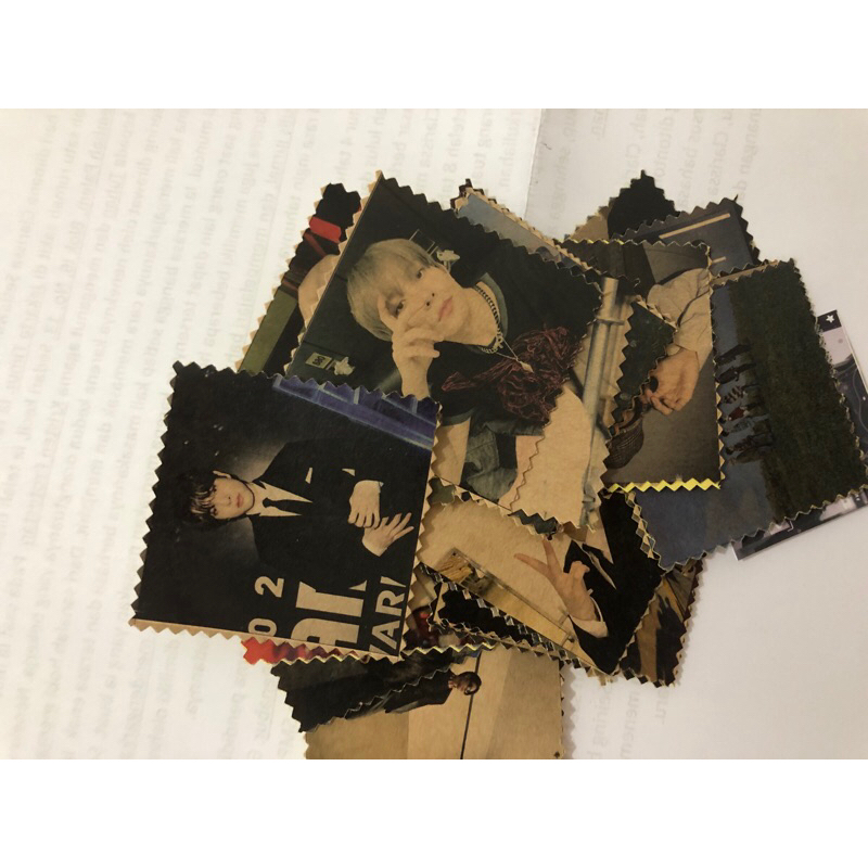 

1 pak aesthetic stiker k-pop enhypen retro feels and wavy sides cut journaling