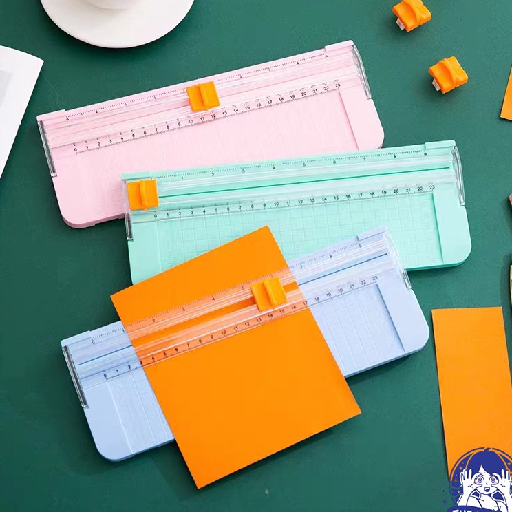 

Paper CutterPaper TrimmerMini Pemotong KesTrimmer Desktop Cutter A5 A4 size 22cm Stazionario