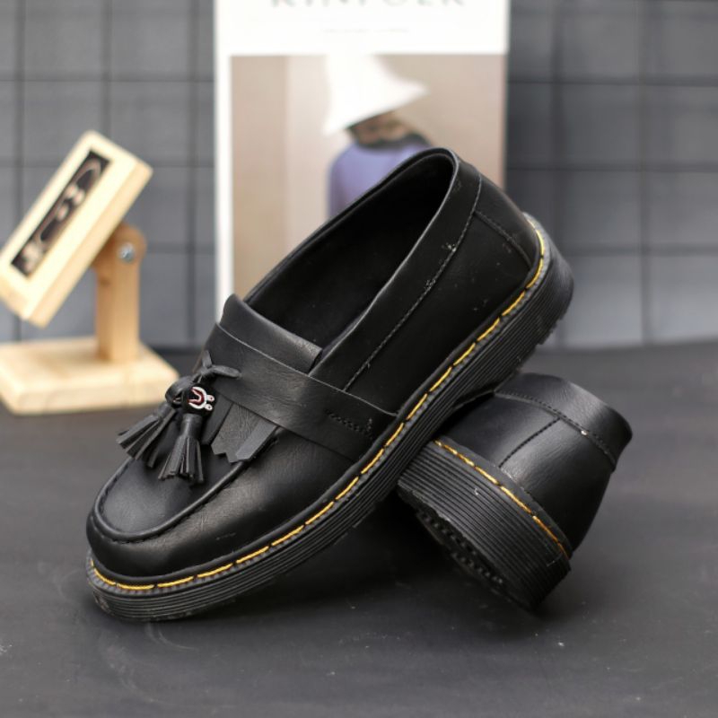 NEW BAPE LOGO - Sepatu Pria Casual Formal Original Desain Keren Terbaru