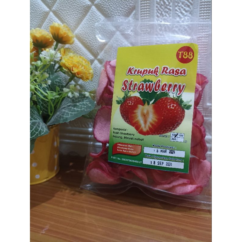 

kerupuk rasa buah strawberry