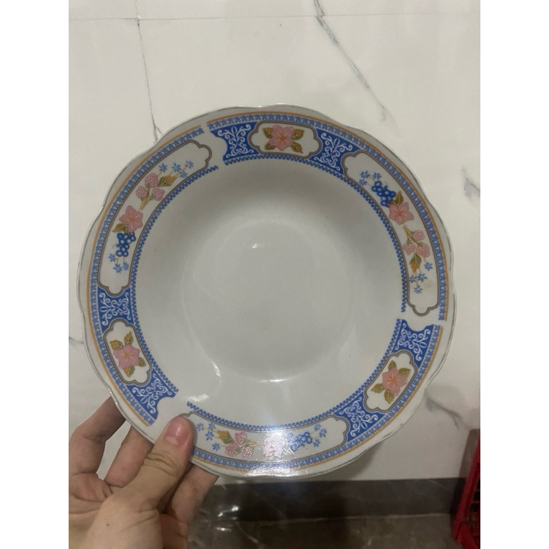 Piring Cantik Porselin