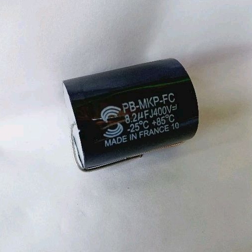 CAPASITOR MKP 8.2UF / 400V