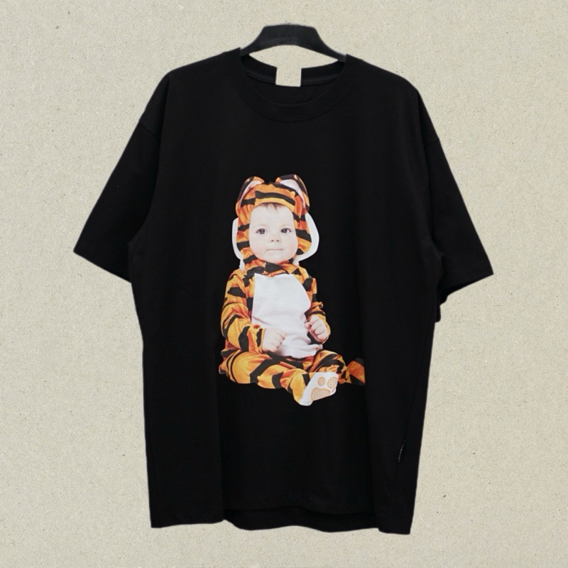 Adlv Acme De La Vie Baby Tiger Tee in Black Kaos Pria dan Wanita Original Hype