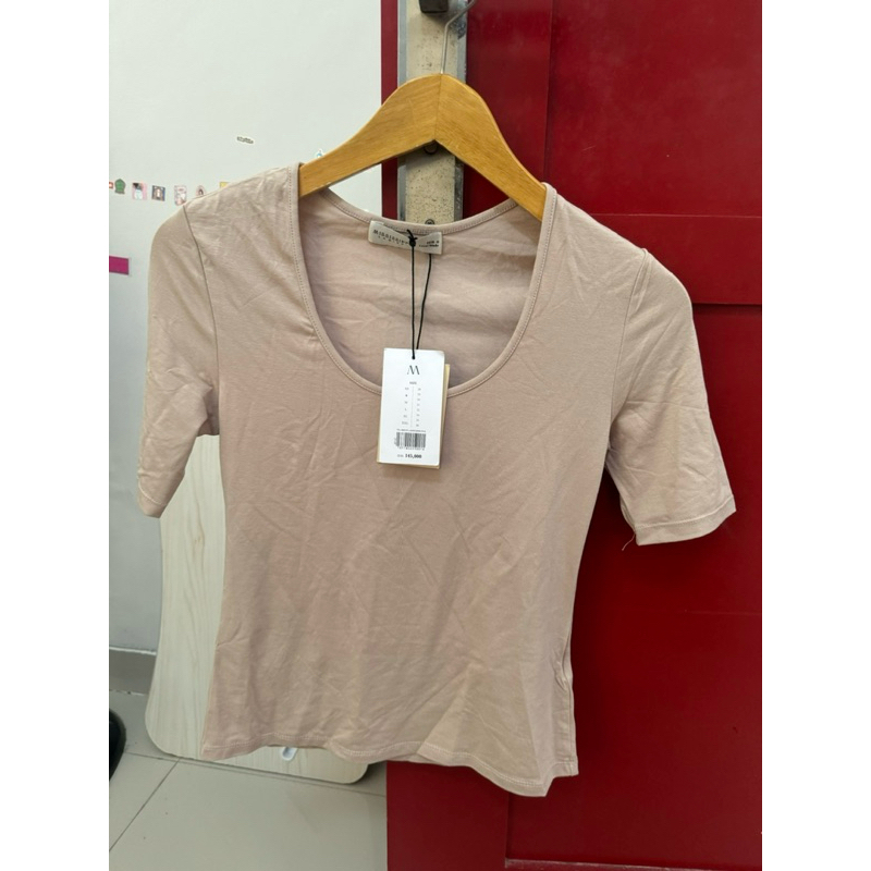 Mississippi Kaos U-Neck Wanita Lengan Pendek Premium LIN000384M Kream