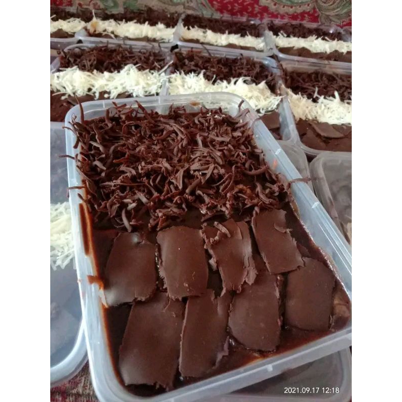 

brownies lumer Naura Cake.s