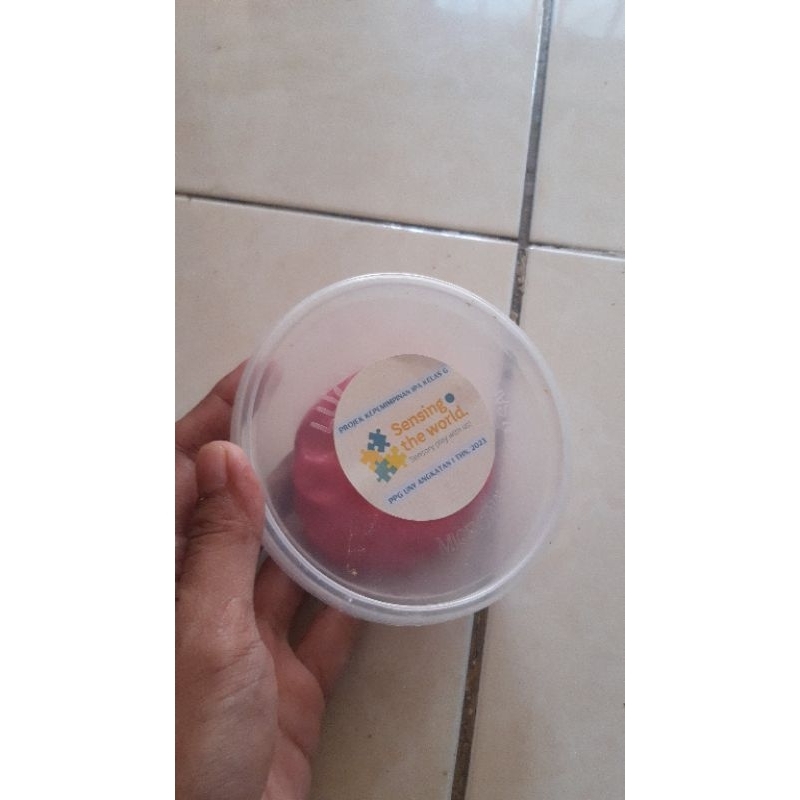 

Custom sticker bunga dan bulat