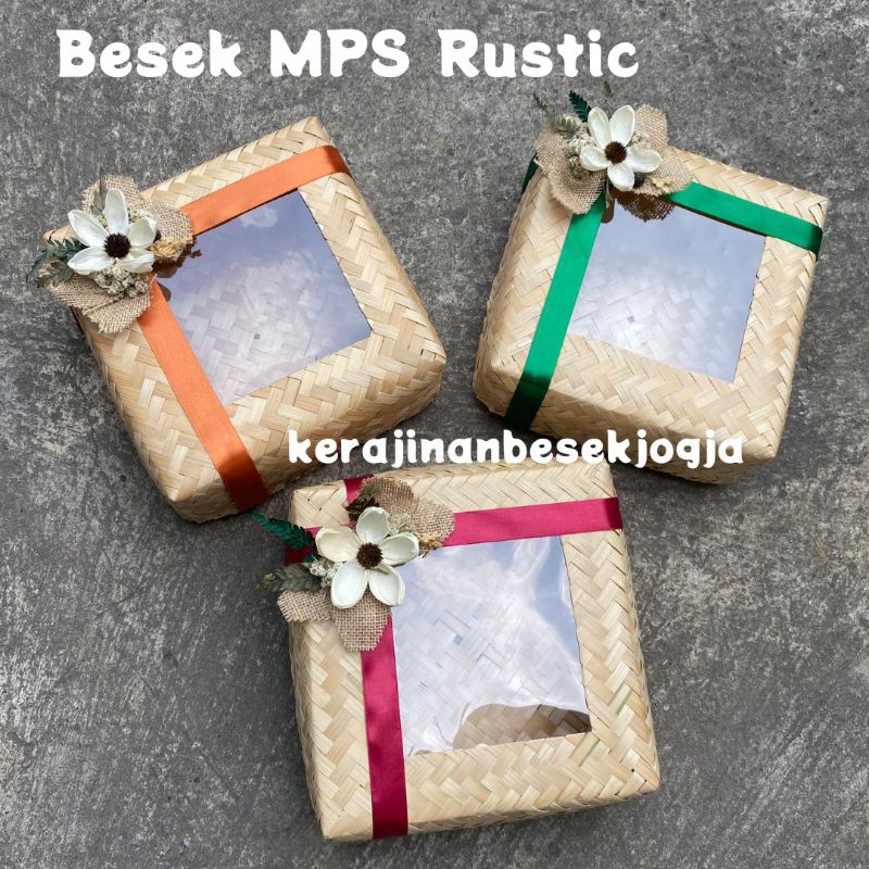 

TERLARIS SEPASANG BESEK NATURAL MIKA RUSTIC | besek makanan besek jogja besek natural besek mika besek hias
