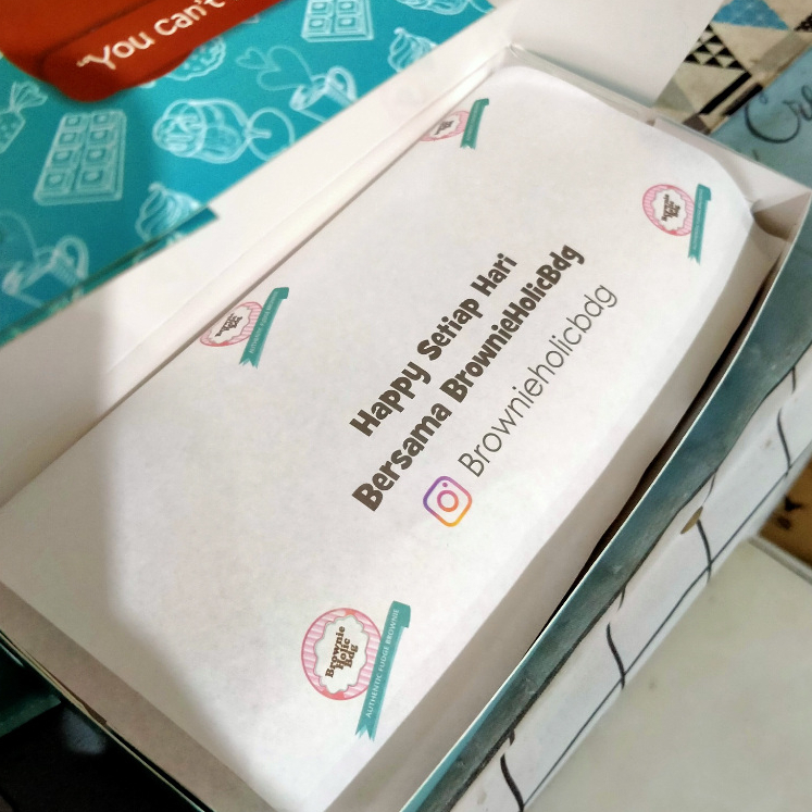 

GR Fudgy Brownies KitKat Fudge Lezat Terfavorite by Brownieholicbdg