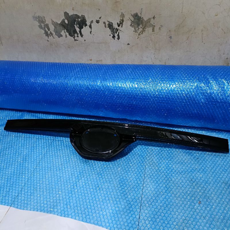Grill Depan Avanza 2021 2022 2023 2024 ORIGINAL