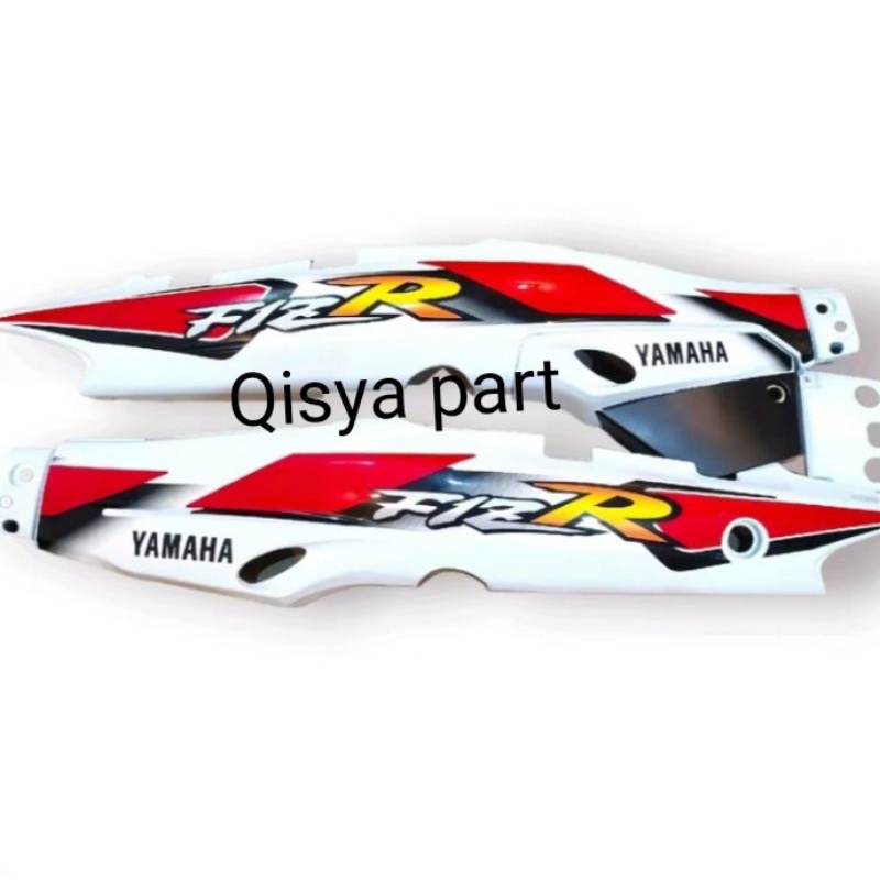 Body belakang kanan kiri motor yamaha fiz R sporty tahun 2001 Warna putih merah Motorcycle