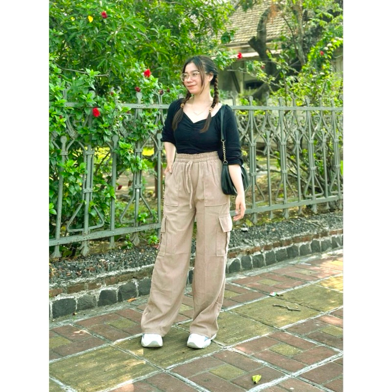 Moqico.id celana panjang cargo corduroy / celana cargo wanita / Celana wanita kekinian / celana Kore