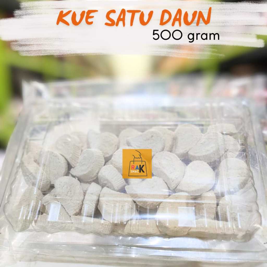 

Kue Sagon Daun | Kue Kelapa Murah Kemasan Ekonomis