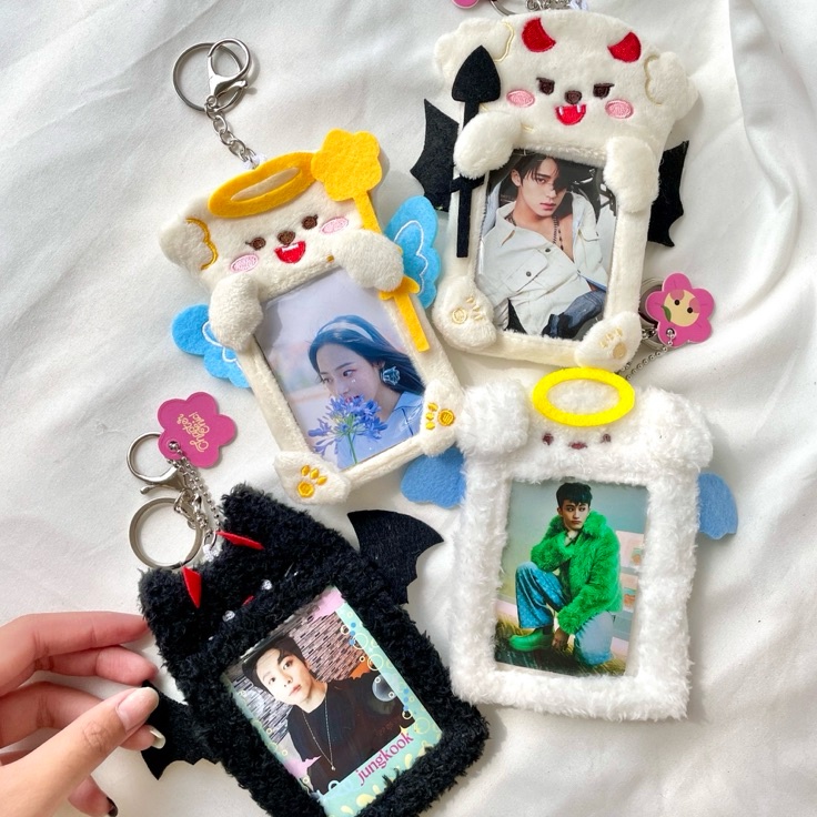 

Angel Devil Holder Boneka Poca Lanyard Kartu