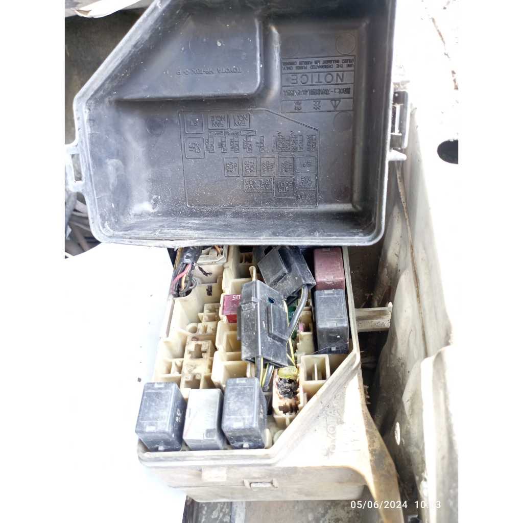 box sekring luar vios gen 1