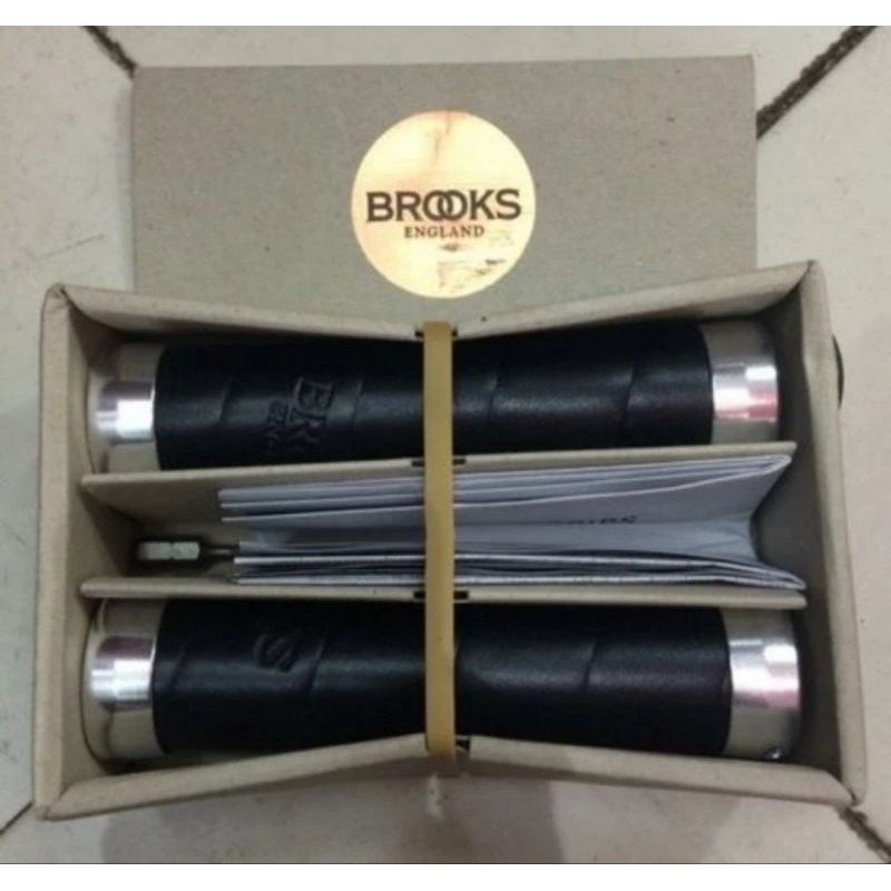 Handle Grip Brooks Slender leather hitam