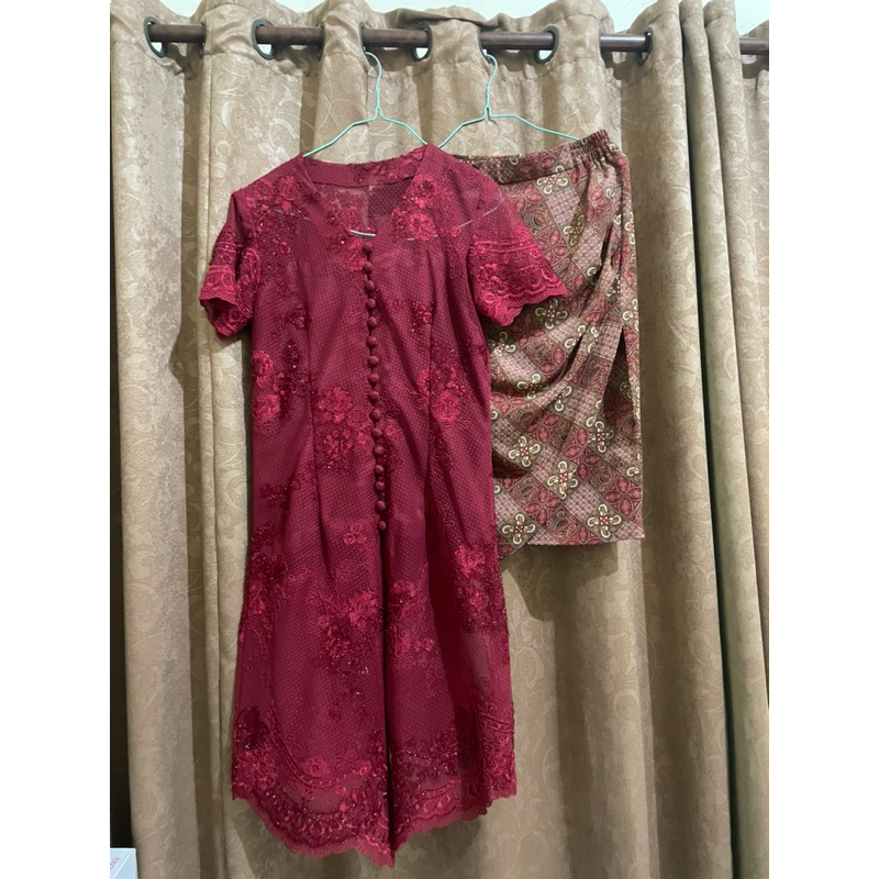 preloved kebaya one set