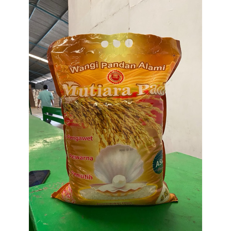 

Beras Premium mutiara padi kemasan 5 kg