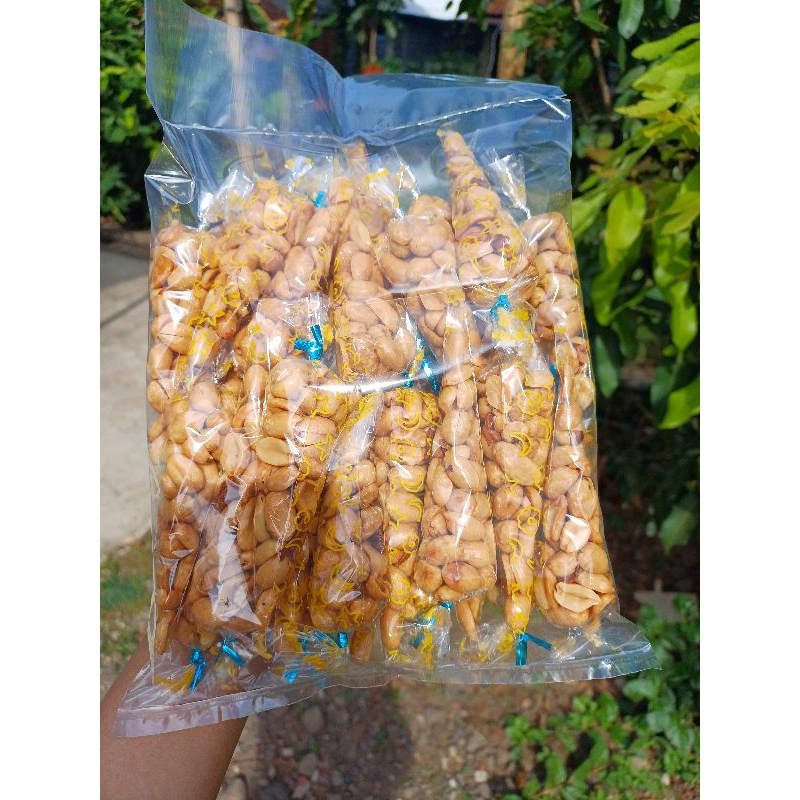 

Kacang Goreng Bawang Gurih kemasan Kerucut kualitas premium