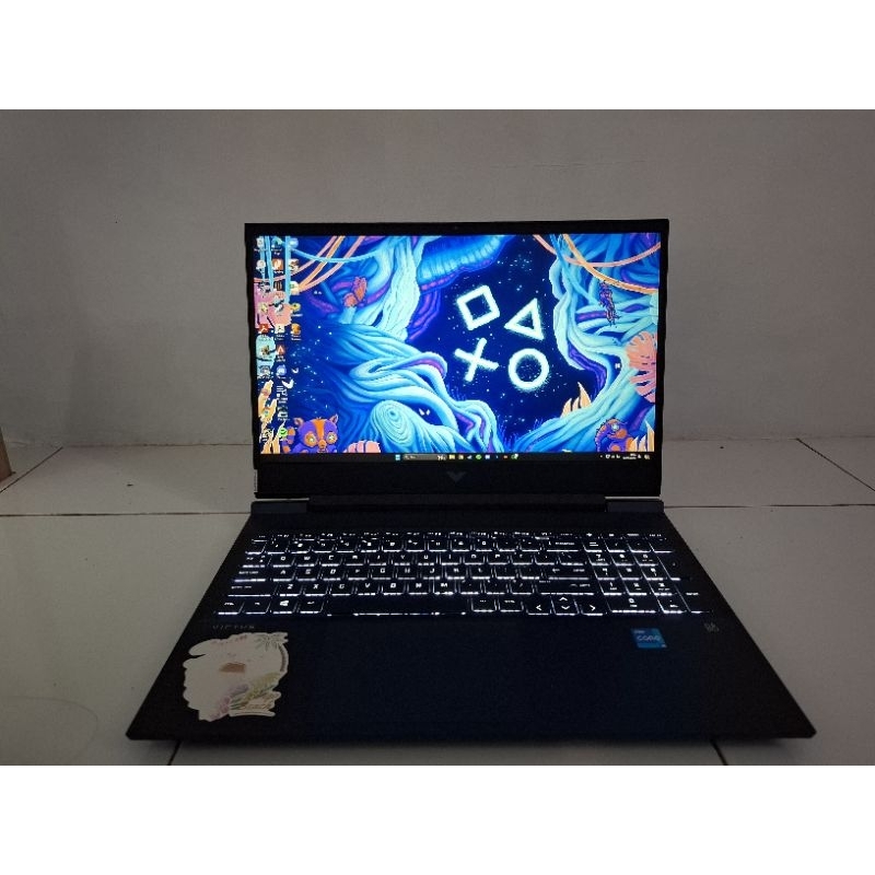 HP VICTUS 16, i5-11400H, 16/512, RTX3050