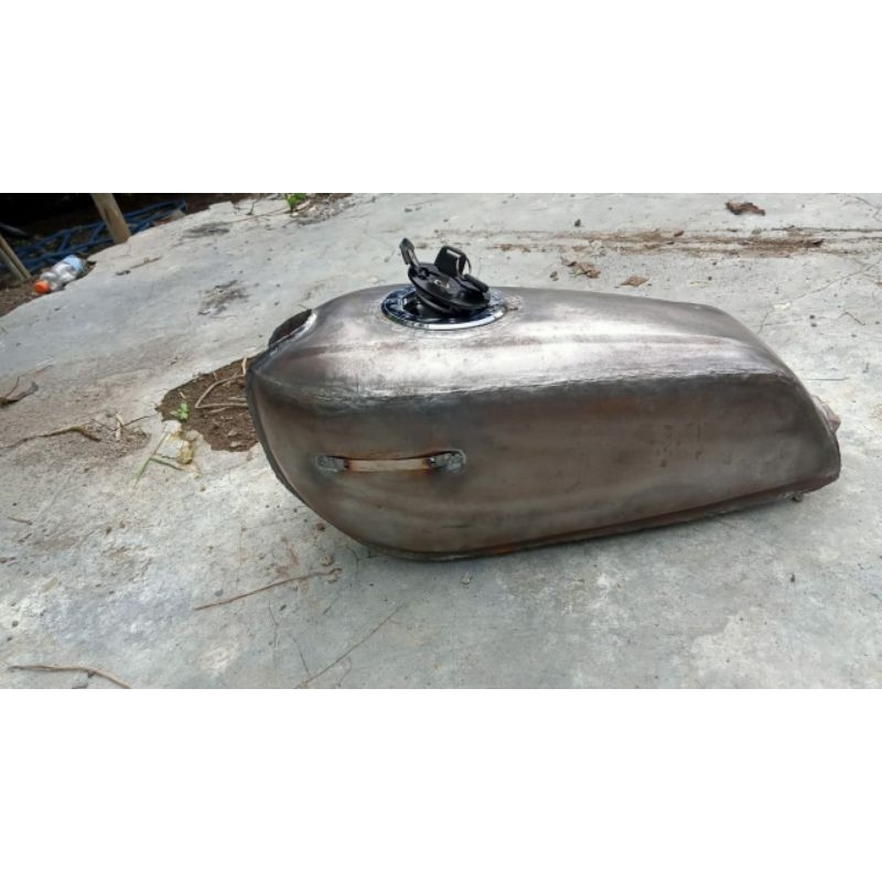 Tangki gl 100 tutup ninja,bahan drum,sudah pnp kran tiger