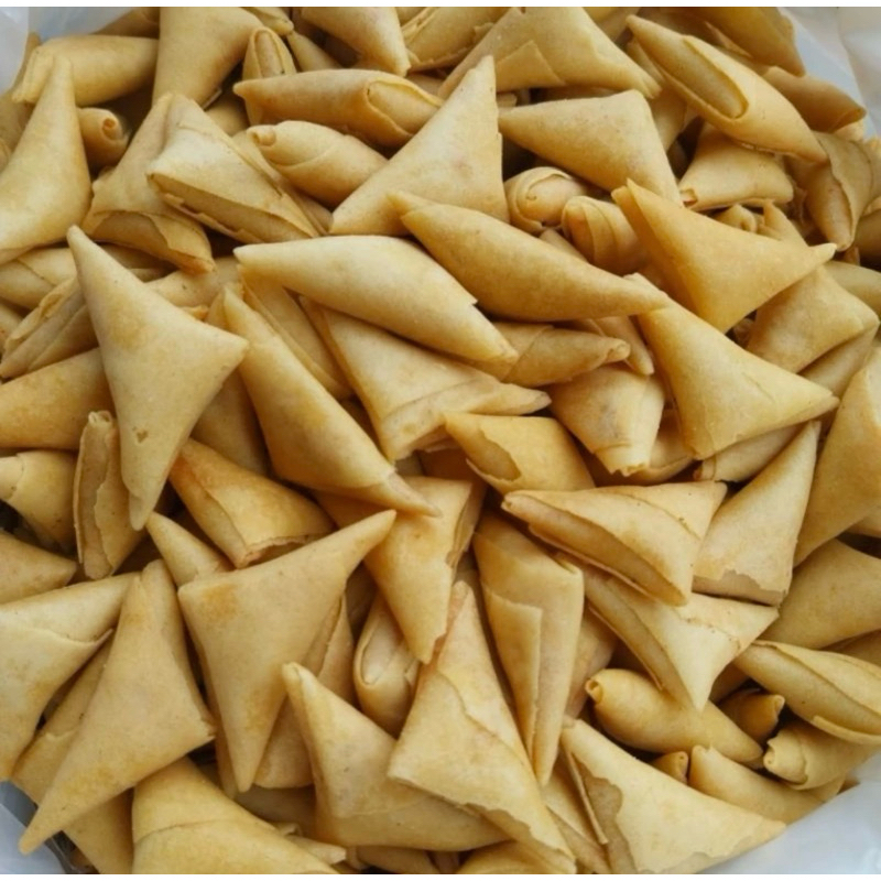 

SAMOSA ABON AYAM PEDAS MANIS SNACK SARIKAYA 250 GRAM