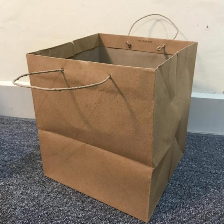 

Paperbag dus nasi box 22x22x25cm