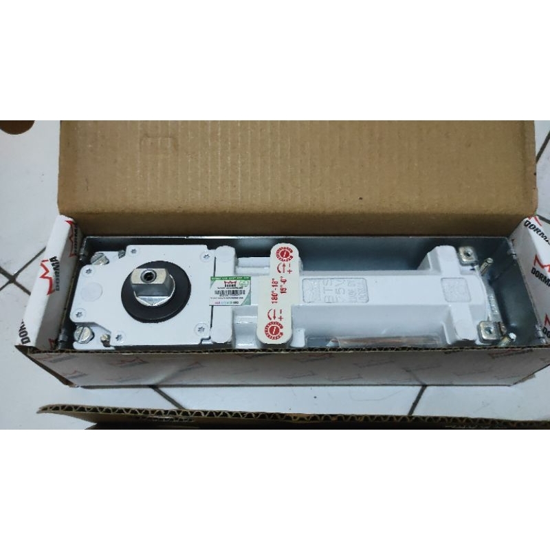 floor hinge Dorma bts 75v