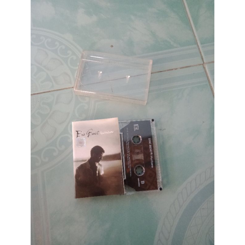 Kaset Eric Benet hurricane