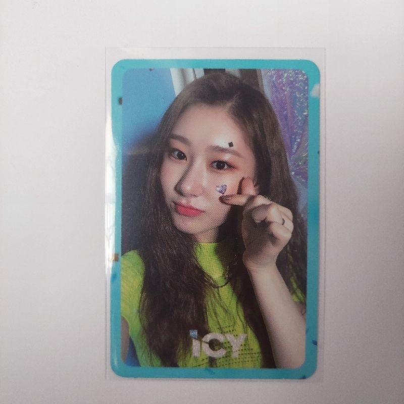 ITZY [IT'Z ICY] CHAERYEONG OFFICIAL PHOTOCARD