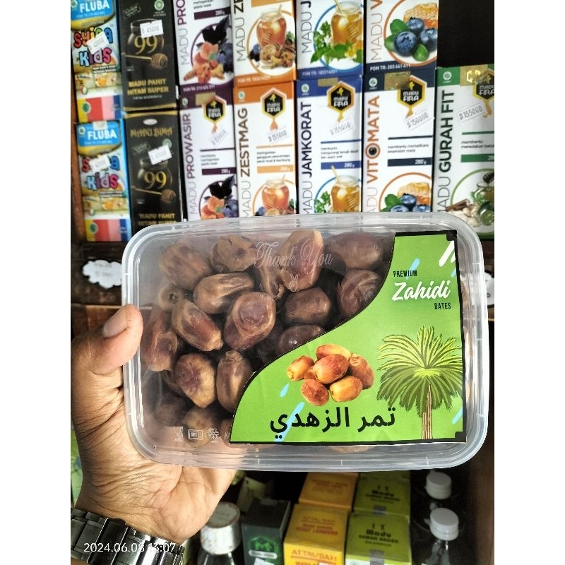 

Kurma Murah Zahidi sejenis Khalas 1/2 kg Fresh