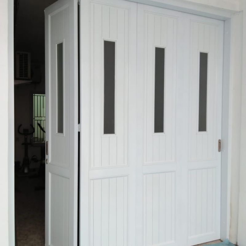 Pintu Garasi Aluminium