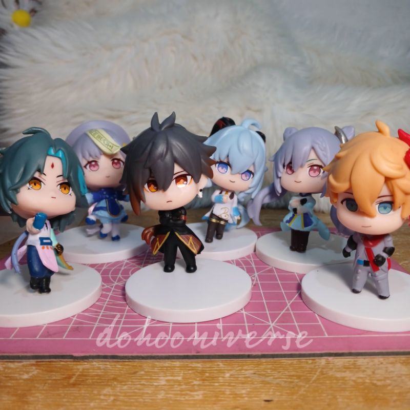 [read desc] genshin impact mini action figure zhongli keqing childe xiao ganyu qiqi hiasan pajangan 