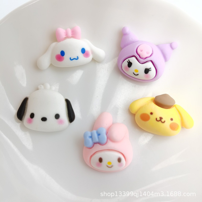 

ATK - CLAY RESIN STICKER 3D SANRIO AKSESORIS TEMPELAN BOTOL MINUM TAS