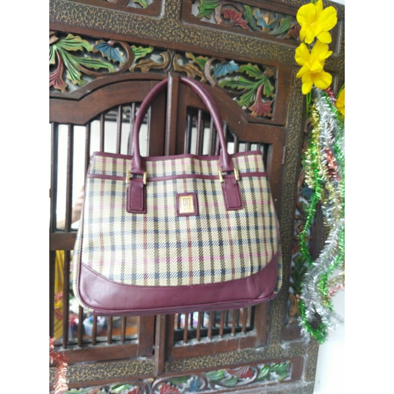 tas Daks** tenteng kantor