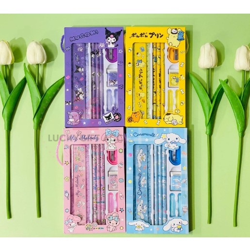 

Istimewa SET ALAT TULIS 8 IN 1 MOTIF SANRIO SET PENSIL 8PCS MOTIF CINNAMOROL MELODY KUROMI POMPOM