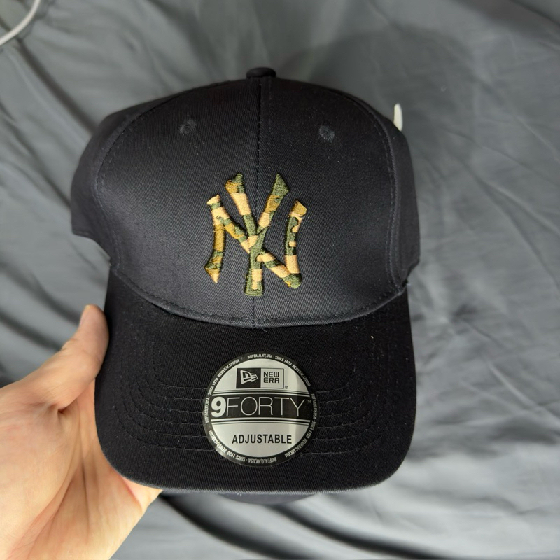 Topi Baseball Cap NY Simple Black List Army Gold